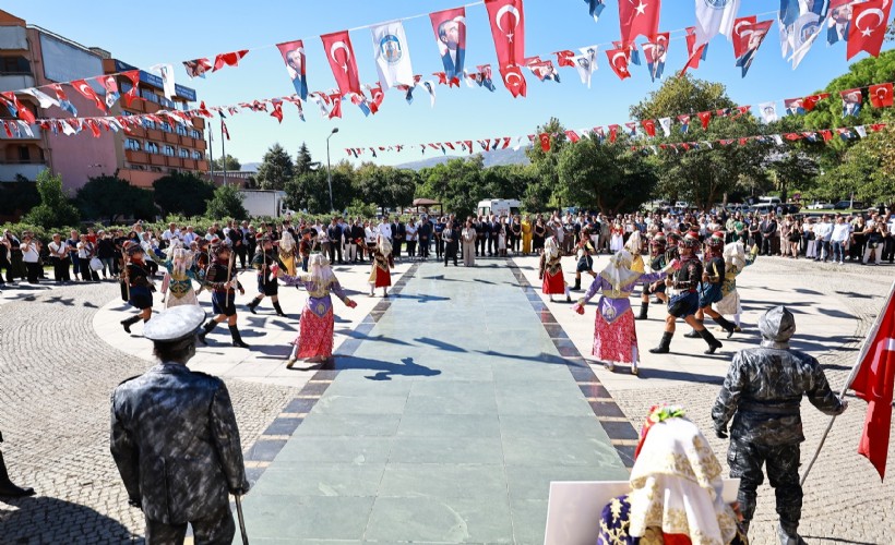 Başkan Filiz Ceritoğlu Sengel: 'Kurtuluşumuzun mirası Cumhuriyet’tir'