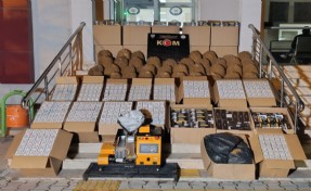 Bolvadin'de kaçak sigara operasyonu
