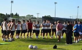 Bucaspor 1928'de derbi öncesi ayrılıklar yaşandı