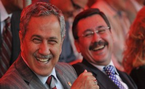 Bülent Arınç'tan Melih Gökçek açıklaması: 'Savcı çağırırsa giderim'