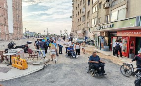 Büyükşehir'e sert tepki: İzmir'deki medeniyetsizliği yüzümüze vurdular!