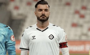 Derbide dalya: Sefa Özdemir 100’üncü kez Altay formasını giydi