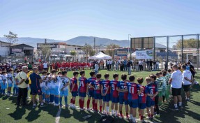 Doğanlar sahası yenilendi, genç sporculara kapılarını açtı