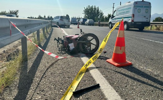 Dümdüz yolda motosiklete arkadan çarptı: Sürücü hayatını kaybetti