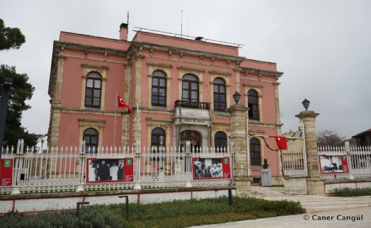 Edirne Belediyesi’nde 'ruhsat rüşveti' iddiası: CHP Meclis Üyesi Engin Yağcılar gözaltında
