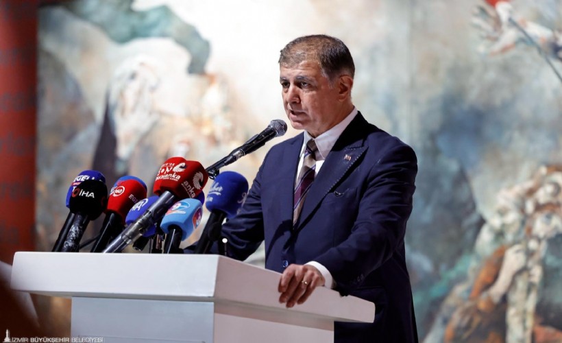 Enternasyonal Fuarı'nda Nazım Hikmet rüzgarı... Tugay: Mirasını yaşatmaya devam edeceğiz