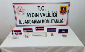 Evlerden 1 kiloyu aşkın zehir çıktı: 3 tutuklama
