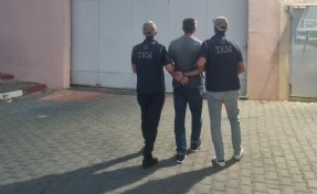 FETÖ'cü firari ihraç polis yakalandı