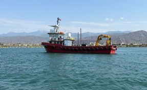 Fethiye Körfezi'nde dip çamuru temizliği için çalışma başlıyor