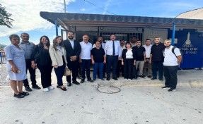 Gümrükçü, Karabağlar’da sahaya indi: 'Muhtarlarla omuz omuza'