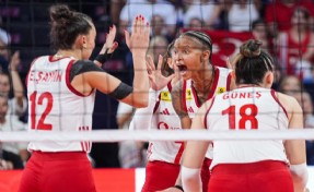 İtalya'yı yıkan Filenin Sultanları Avrupa Şampiyonu!
