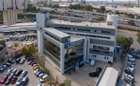İzmir Adliyesi'nde Asliye Hukuk Mahkemeleri Halkapınar Ek Hizmet Binası'na taşındı