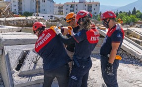 İzmir İtfaiyesi ağır arama kurtarmada güçleniyor