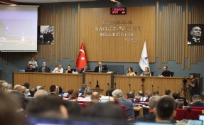 İzmir Meclisi’nde Doğuş Bayır çağrısı: 'Adli kontrol yeniden değerlendirilsin'