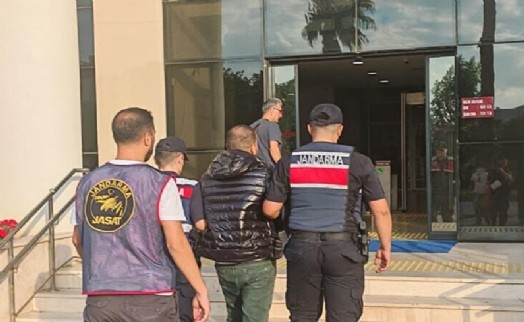İzmir'de 60 ayrı suçtan aranan hükümlü yakalandı