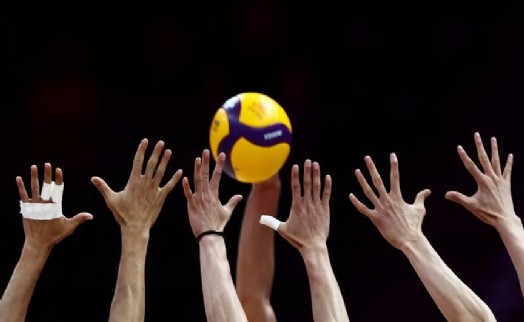 İzmir'de voleybol coşkusu sürecek