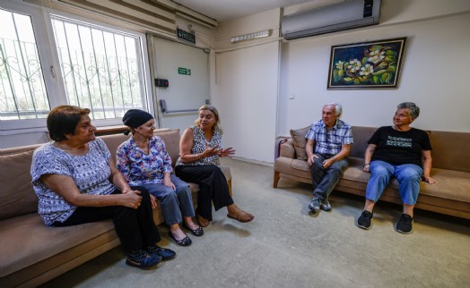 İzmir’de Alzheimer’a karşı umut
