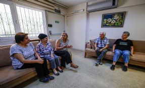 İzmir’de Alzheimer’a karşı umut