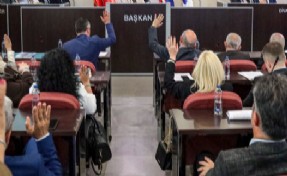 İzmir’de dikkat çeken istifa: Büyükşehir Meclisi’nde koltuk değişecek