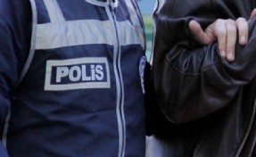 İzmir’de sahte vatandaşlık operasyonu: 3 şüpheli gözaltında