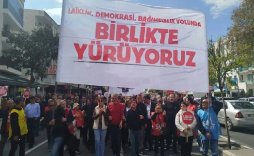 İzmir’de toplumsal muhalefet buluşuyor: 'Yan Yana' çağrısı