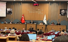 İzmir’in elektrikli otobüs filosu 30 aydır onay bekliyor!