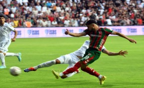 Karşıyaka'da Veysel Karani ve Emircan şoku