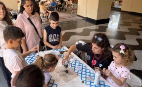 Karşıyaka'da bilim, kültür ve sanat şenliği 3'üncü kez kapılarını açtı