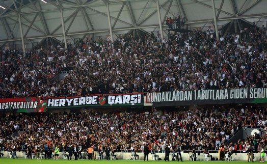 Karşıyaka'nın gözü derbide