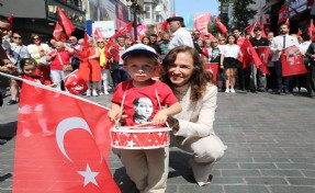 Karşıyaka’da 9 Eylül coşkusu sokaklara taşacak: Bayrağını al gel!