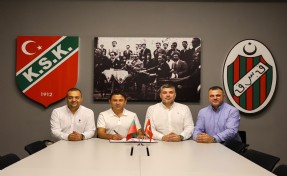 Karşıyaka’da Zafer Uysal imzayı attı