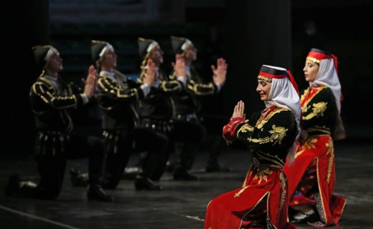 Karşıyaka’da halk dansları kurslarına rekor kayıt!