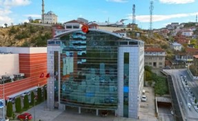 Kastamonu Belediyesi'ne silah ve kılıçla saldırı! 1 gözaltı
