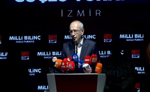 Kılıçdaroğlu, Suat Taşer Sanat Merkezi'nde konuştu: Umuyoruz ki Soyer içinde adalet gerçekleşir