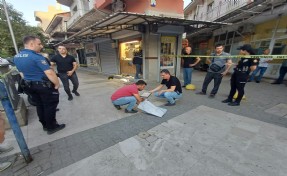 Kuyumcu dükkanında silahlı soygun girişimi: 2 yaralı
