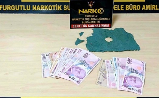Manisa'da uyuşturucu operasyonu: 3 gözaltı