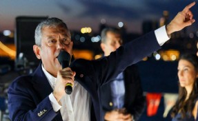 Mazot 100 lirayı aşıyor: Özgür Özel tarih vererek motorin zammına tepki gösterdi
