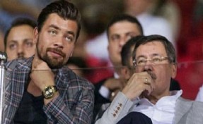 Melih Gökçek'in oğlu ve gelini ifadeye çağırıldı