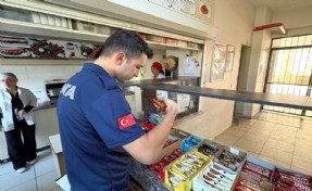 Menderes zabıtasından kantin denetimi