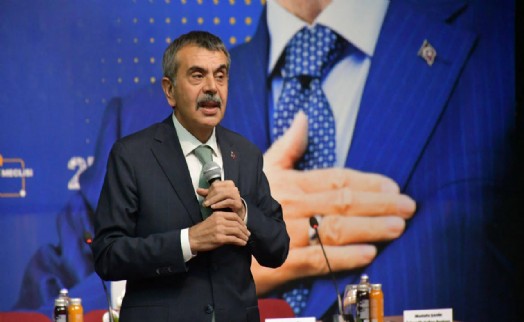Öğretmenlere kıyafet düzenlemesi: Yusuf Tekin'den açıklama