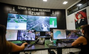 Okullar açıldı, İzmir’de trafik alarmı: İZUM devrede
