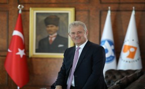 Özgener'den '9 Eylül' mesajı