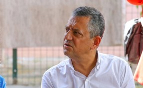 Özgür Özel, Ardahan'da: İktidara gelince bütün ev kadınlarını emekli yapacağız