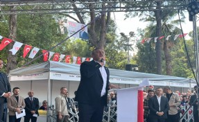 Özgür Özel'den Bornova’da seçim mesajı: 'Siyaset iddiayla yapılır'