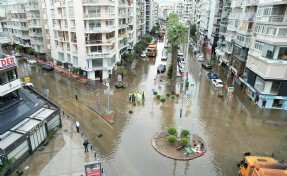 Sonbahar yağışlı geçecek: İzmir'e yine sel mi geliyor?