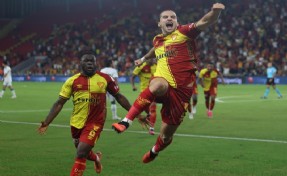 Süper Lig'in en genç ilk 11'i Göztepe'de oldu