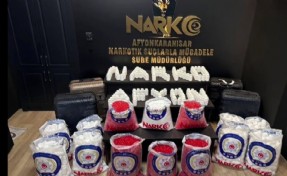 Takibe alınan araçtan 16 kilo 750 gram zehir çıktı