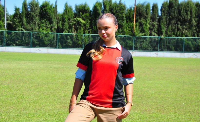 Turgutluspor, 22 yaşındaki Zeynep Mestan'a emanet: Hücum futbolu oynatmak istiyorum
