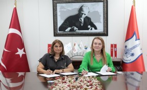 Türkiye’de bir ilk: Konak’ta kadın cinayetlerine karşı güçlü iş birliği