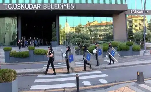 Üsküdar Belediyesi'ne operasyon: Başkan Yardımcıları gözaltına alındı
